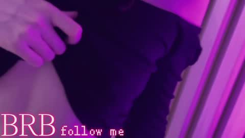 Snapshot of una_medisson chatting on 01.15.25 Una online show from 01.15.25