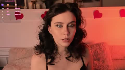 Snapshot of una_medisson chatting on 02.08.26 Una online show from 02.08.26