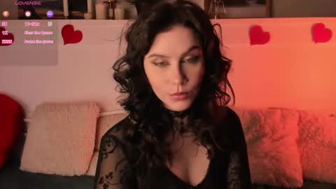 Snapshot of una_medisson chatting on 02.12.26 Una online show from 02.12.26