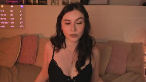 Una  online show from 04.03.26