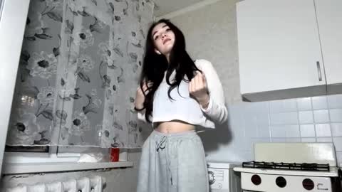 Isobelle lisi online show from 12.17.25