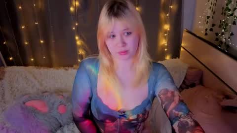 unburntkatniss online show from 04.17.26