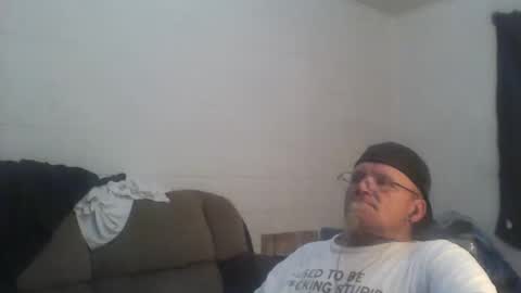 unclemuff online show from 12.23.25