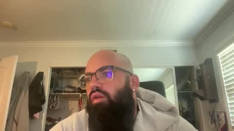 uncutbeard129840 online show from 10.16.25