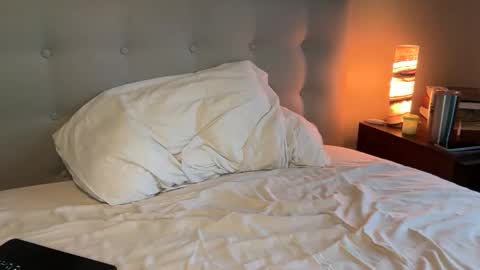 uncutnudist online show from 10.25.25