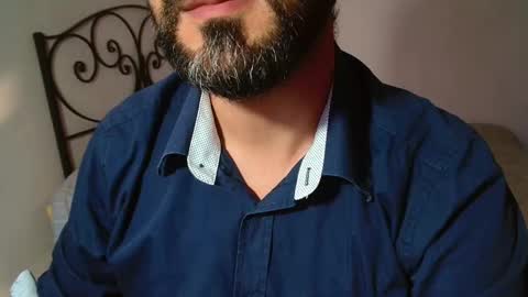 Snapshot of under_thedesk chatting on 10.30.25 Giov online show from 10.30.25