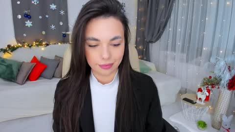 Patricia online show from 01.26.25