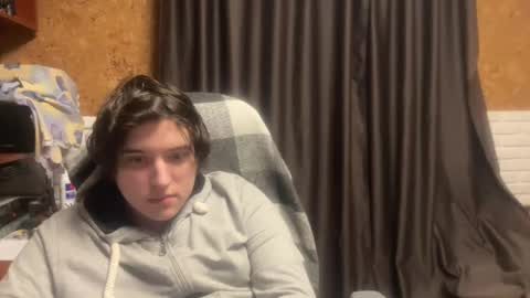 Snapshot of unholy_heat chatting on 04.18.26 Anri online show from 04.18.26