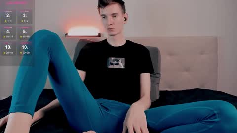 Snapshot of unholyhalo chatting on 11.14.25 Kyle online show from 11.14.25