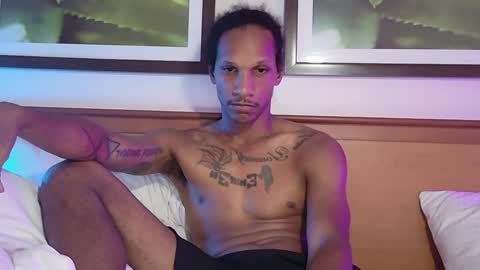 Snapshot of uniballboy chatting on 04.03.26 Uni Ball online show from 04.03.26