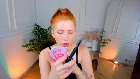 Call me Mira  thumbs up its make me happy online show from 11.30.25