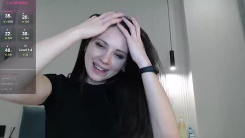 Snapshot of uninvited_raccoon chatting on 02.12.25 uninvited_raccoon online show from 02.12.25