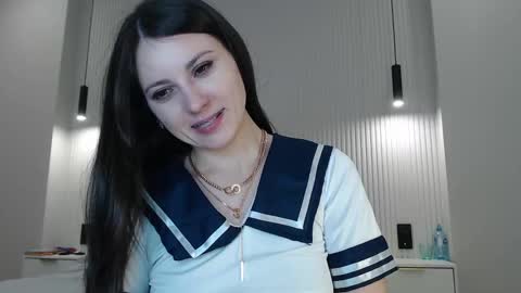 Snapshot of uninvited_raccoon chatting on 03.01.25 uninvited_raccoon online show from 03.01.25