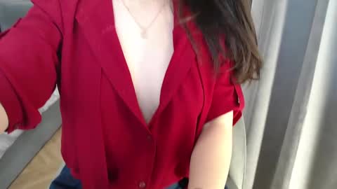 Snapshot of uninvited_raccoon chatting on 03.07.25 uninvited_raccoon online show from 03.07.25