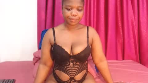 UNIQUEBONY online show from 11.24.25