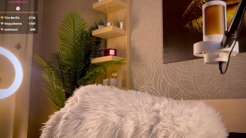 Snapshot of unnabella chatting on 02.01.25 UnnaBella online show from 02.01.25