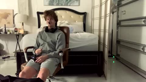 Stepbro online show from 02.08.25