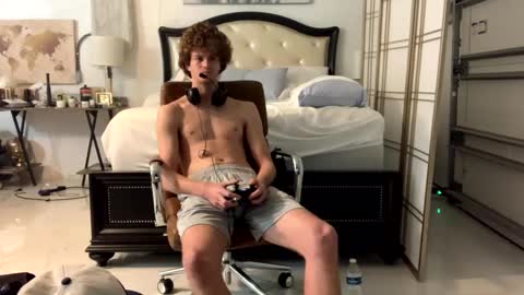 Stepbro online show from 02.08.25