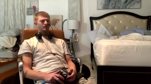 Stepbro online show from 02.15.25