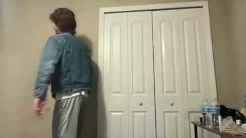 Stepbro online show from 10.15.25