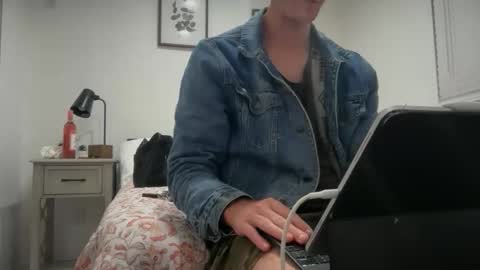 Stepbro online show from 12.20.25