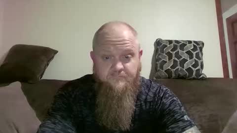 up_bear10 online show from 04.08.26