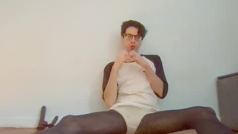 deaf mute boy online show from 10.22.25