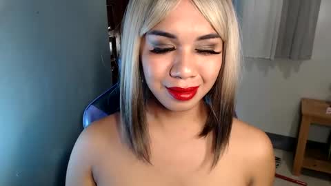 Vee online show from 02.01.25