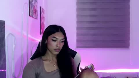 ur_dazzlingmorenaxx online show from 09.09.25