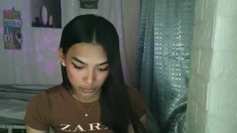 ur_dazzlingmorenaxx online show from 12.03.25