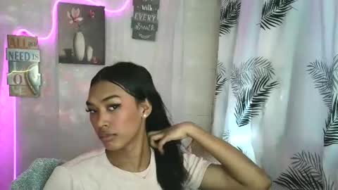 ur_dazzlingmorenaxx online show from 05.04.26