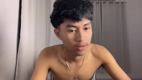 ur_fuckerbttm online show from 11.23.25