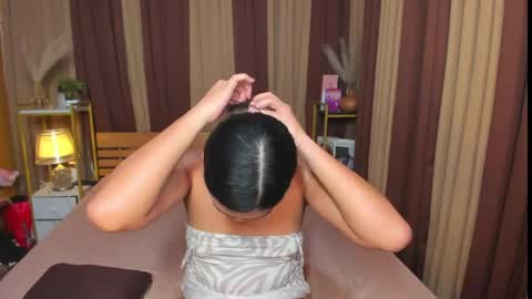 ur_girl_dwalker online show from 04.30.26