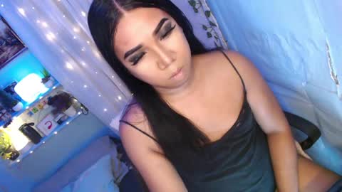 Snapshot of ur_hot_tommiexx chatting on 04.15.26 jennie online show from 04.15.26