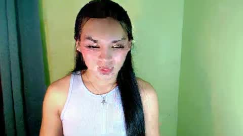 QUEENSY online show from 02.27.25