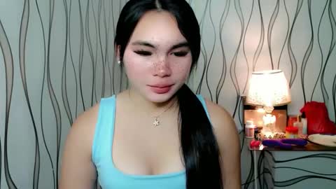 QUEENSY online show from 11.03.25