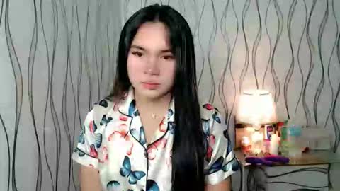 QUEENSY online show from 12.04.25