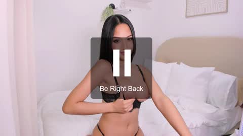 Snapshot of ur_mija_veronica chatting on 12.02.24 Veronica Lodge online show from 12.02.24