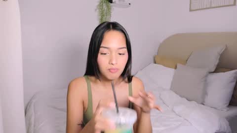 Snapshot of ur_mija_veronica chatting on 12.10.24 Veronica Lodge online show from 12.10.24