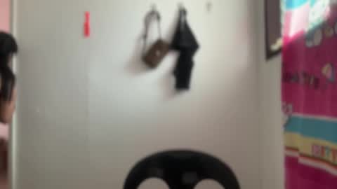 Snapshot of ur_pretty_fiaxx chatting on 02.13.26 fia online show from 02.13.26