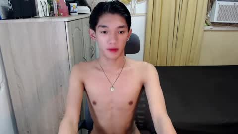 Snapshot of urasian_john20 chatting on 07.12.26 urasian_john20 online show from 07.12.26