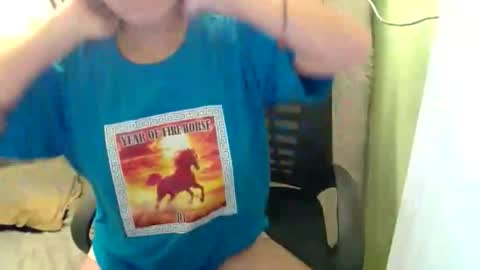 Snapshot of urasian_joy chatting on 02.01.26 urasian_joy online show from 02.01.26