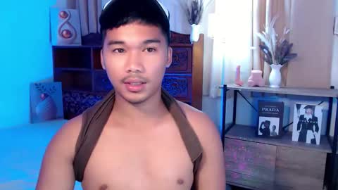 Snapshot of urasian_jpxx chatting on 04.30.26 JAMES online show from 04.30.26