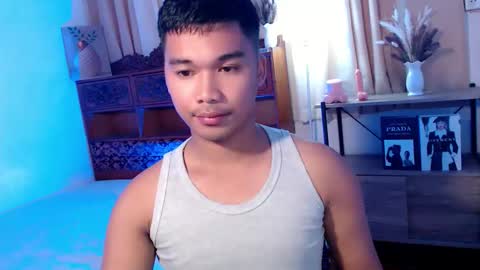 Snapshot of urasian_jpxx chatting on 05.12.26 JAMES online show from 05.12.26