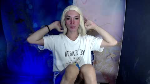 Snapshot of urasian_slut_yana chatting on 02.08.26 yana online show from 02.08.26