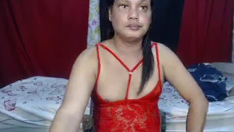 Snapshot of urasiandominaxx chatting on 02.16.25 Diane online show from 02.16.25