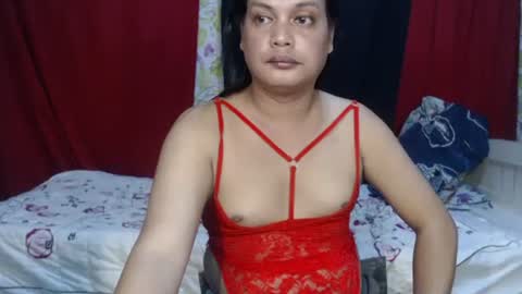 Snapshot of urasiandominaxx chatting on 02.16.25 Diane online show from 02.16.25