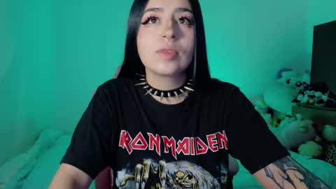 Snapshot of urbaby6irl chatting on 02.26.26 Danielle online show from 02.26.26