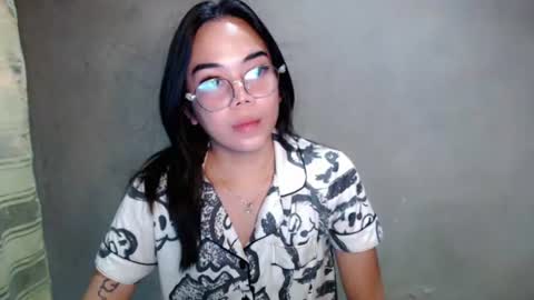 Snapshot of urbabydollx16 chatting on 06.23.26 urbabydollx16 online show from 06.23.26