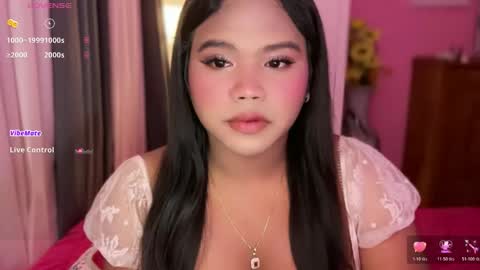 Snapshot of urbabysofia0305 chatting on 05.19.26 Sofia online show from 05.19.26